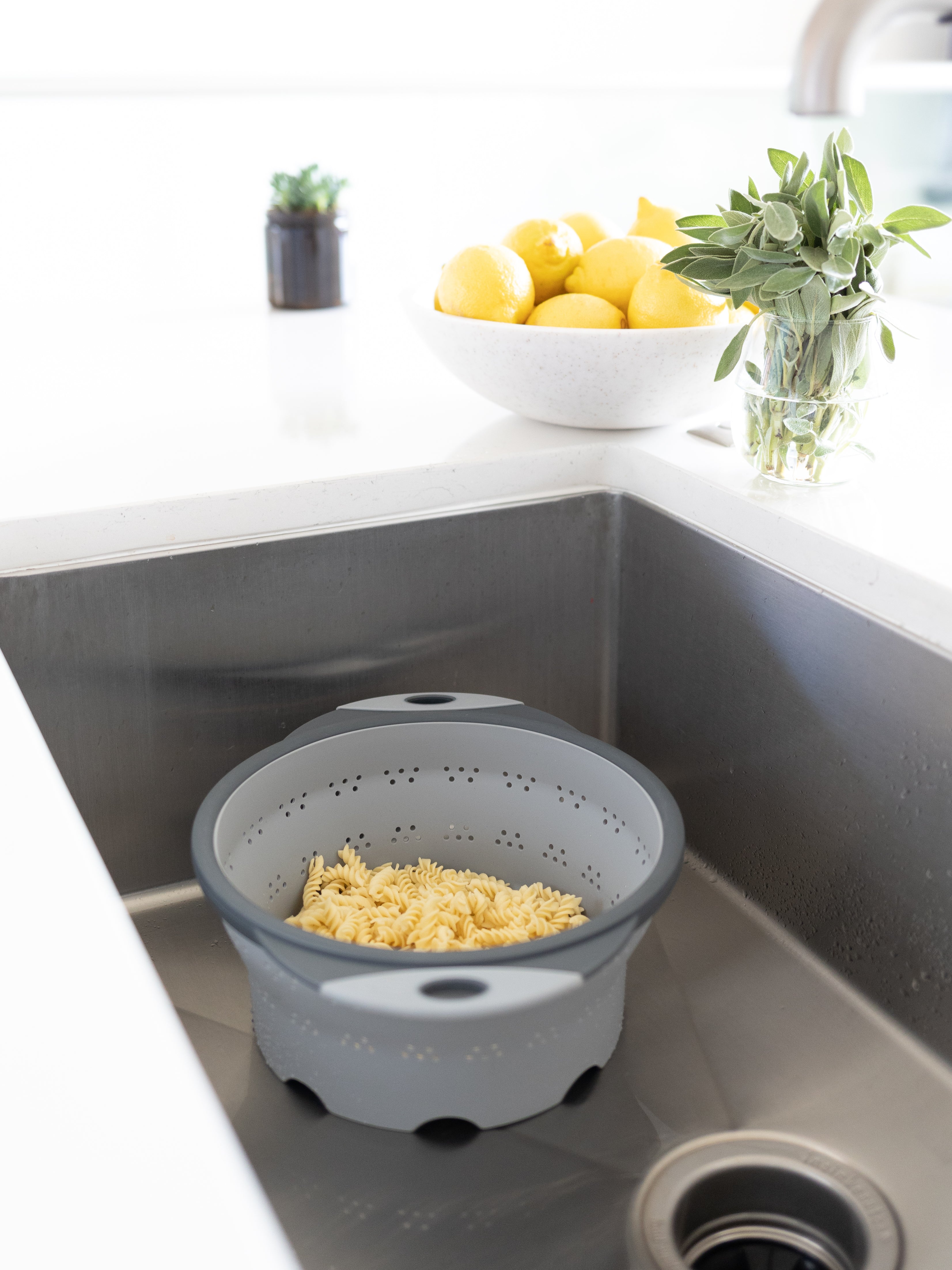 *NEW* Collapsable Standing Colander